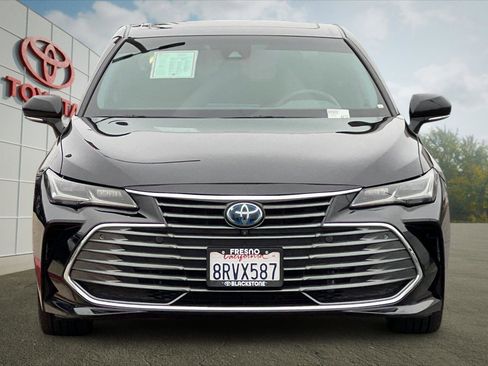 Certified 2020 Toyota Avalon Limited image 8