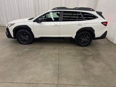 Used 2023 Subaru Outback Onyx Edition image 33