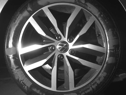 Used 2025 Volkswagen Jetta SE FWD image 18