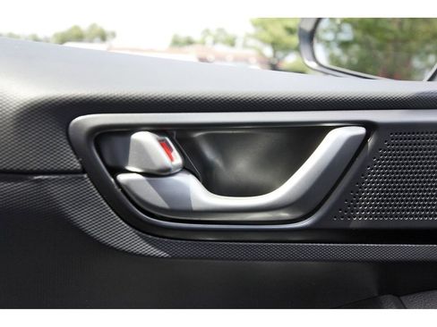 Used 2020 Hyundai Ioniq SE FWD image 24