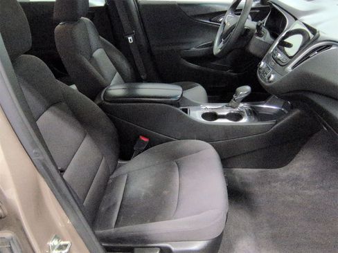 Used 2023 Chevrolet Malibu LT w/ Driver Confidence Package image 22