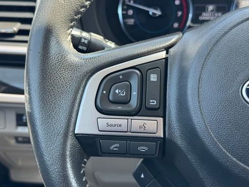 Used 2017 Subaru Forester 2.5i Limited w/ Popular Package #2 AWD/4WD image 11