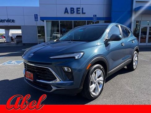 Used 2024 Buick Encore GX Preferred FWD image 1