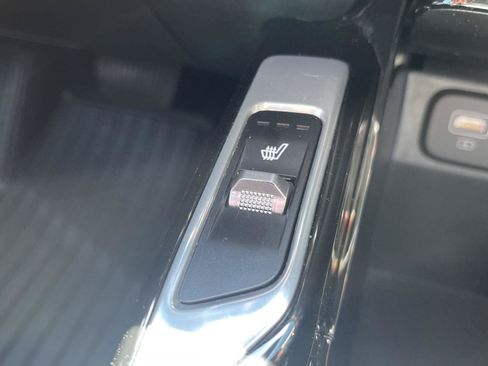 Used 2023 Kia Sorento SX FWD image 28