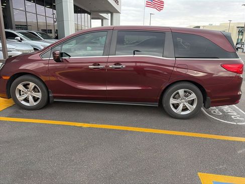 Used 2018 Honda Odyssey EX-L image 7