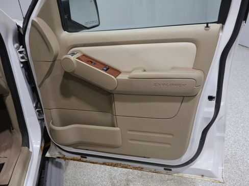 Used 2010 Ford Explorer Eddie Bauer AWD/4WD image 23