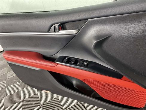 Used 2020 Toyota Camry XSE image 25