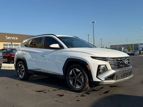 Used 2025 Hyundai Tucson SEL image 3