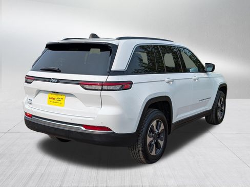Used 2024 Jeep Grand Cherokee Limited 4xe AWD/4WD image 7