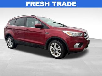 Used 2017 Ford Escape SE w/ Equipment Group 201A AWD/4WD 360° Tour
