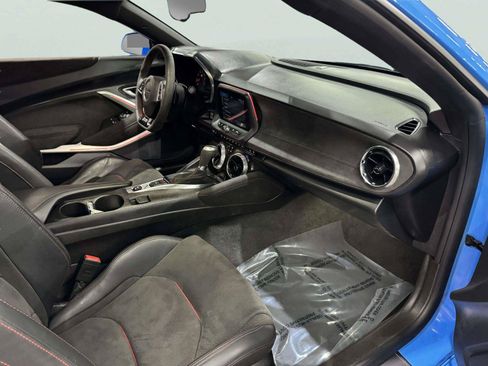 Used 2023 Chevrolet Camaro ZL1 RWD image 33