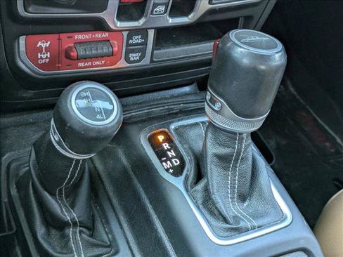 Used 2020 Jeep Gladiator Rubicon AWD/4WD image 9