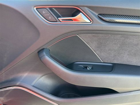Used 2018 Audi RS 3 image 22