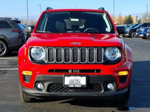 Used 2022 Jeep Renegade Latitude image 33
