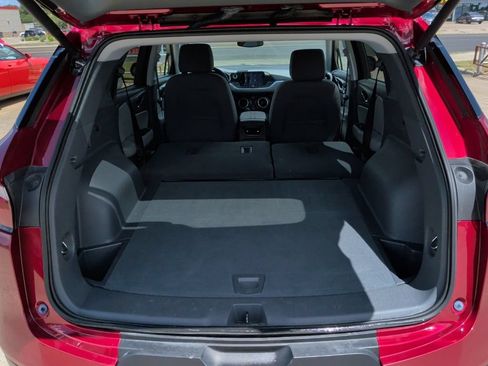 Used 2019 Chevrolet Blazer LT FWD image 36