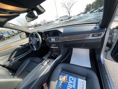 Used 2014 Mercedes-Benz E 350 4MATIC Sedan image 11