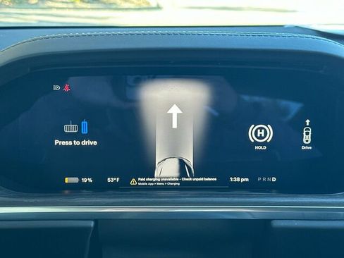 Used 2022 Tesla Model X image 31