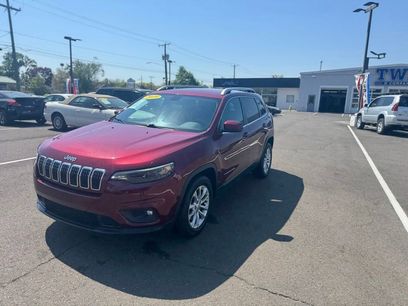 Used 2019 Jeep Cherokee Latitude w/ Popular Appearance Group