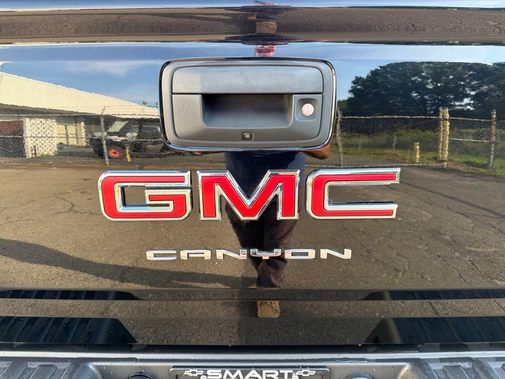 Used 2022 GMC Canyon Elevation w/ Elevation Premium Package AWD/4WD image 15
