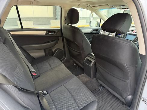Used 2015 Subaru Outback 2.5i Premium AWD/4WD image 33