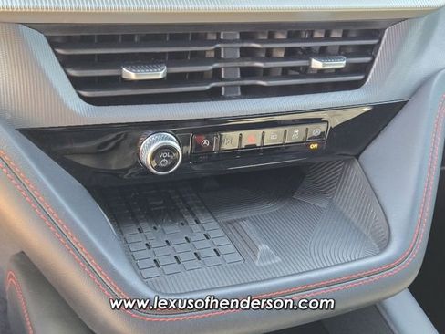 Used 2025 Ford Explorer ST AWD/4WD image 30