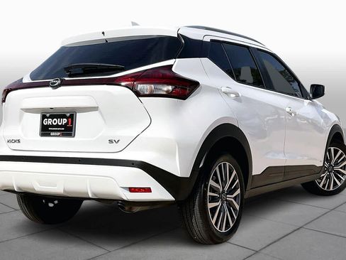 Used 2024 Nissan Kicks SV image 10