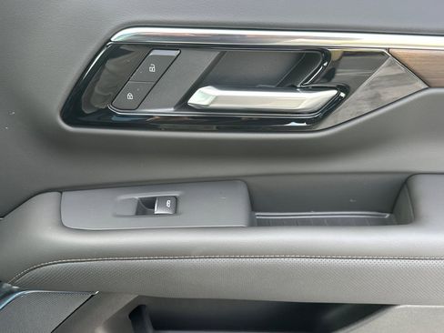 New 2026 Chevrolet Suburban High Country w/ LPO, Illumination Package image 21