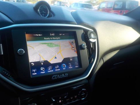 Used 2015 Maserati Ghibli S Q4 AWD/4WD image 12