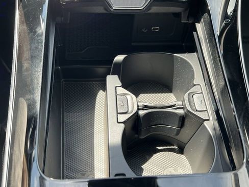 Used 2024 Mercedes-Benz C 300 C 300 image 28