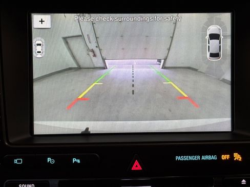 Used 2017 Ford Explorer Limited w/ Equipment Group 301A FWD image 18
