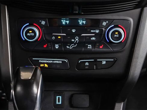 Used 2018 Ford Escape SEL image 13