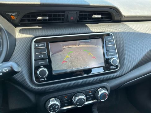 Used 2023 Nissan Kicks S FWD image 13
