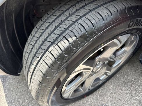 Used 2018 Honda CR-V EX image 28