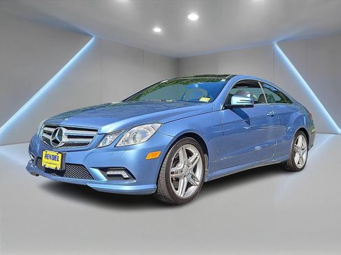Used 2011 Mercedes-Benz E 550 Coupe image 1