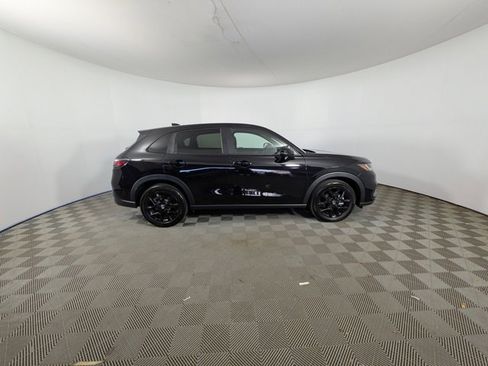 Used 2023 Honda HR-V Sport image 4