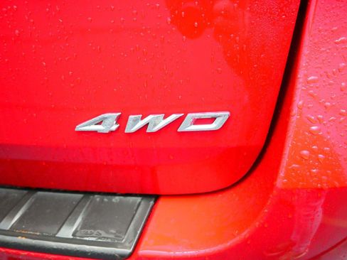 Used 2021 Ford Explorer XLT w/ Equipment Group 202A image 11