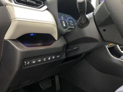 Used 2025 Toyota RAV4 Limited image 15