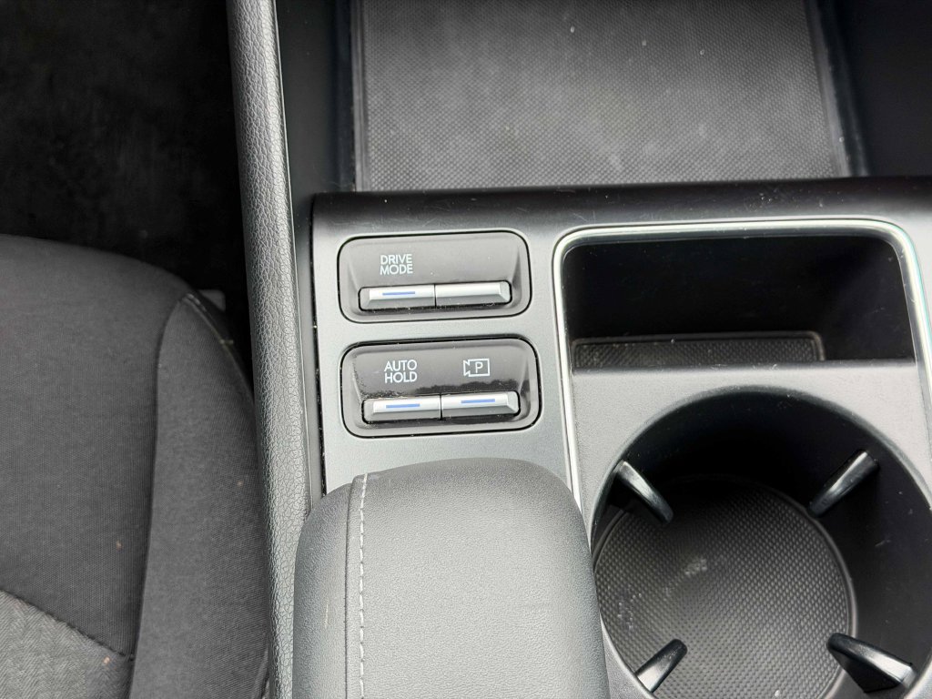 Used 2025 Hyundai Sonata SEL FWD image 34