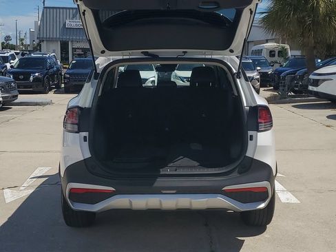 Used 2025 Kia Sportage EX FWD image 12