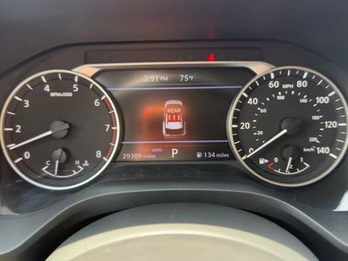 Used 2023 Nissan Rogue SV AWD/4WD image 18