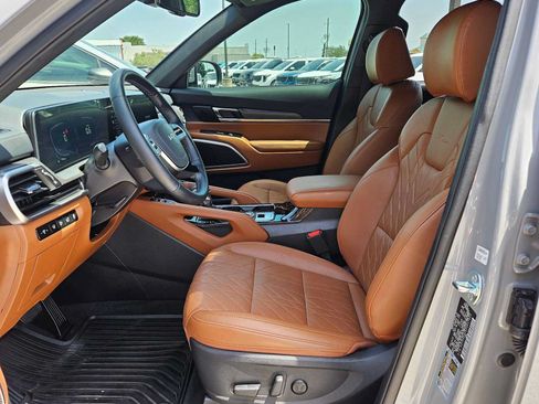 Used 2025 Kia Telluride EX X-Line AWD/4WD image 15