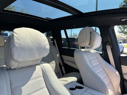 New 2026 Mercedes-Benz GLS 450 4MATIC image 40