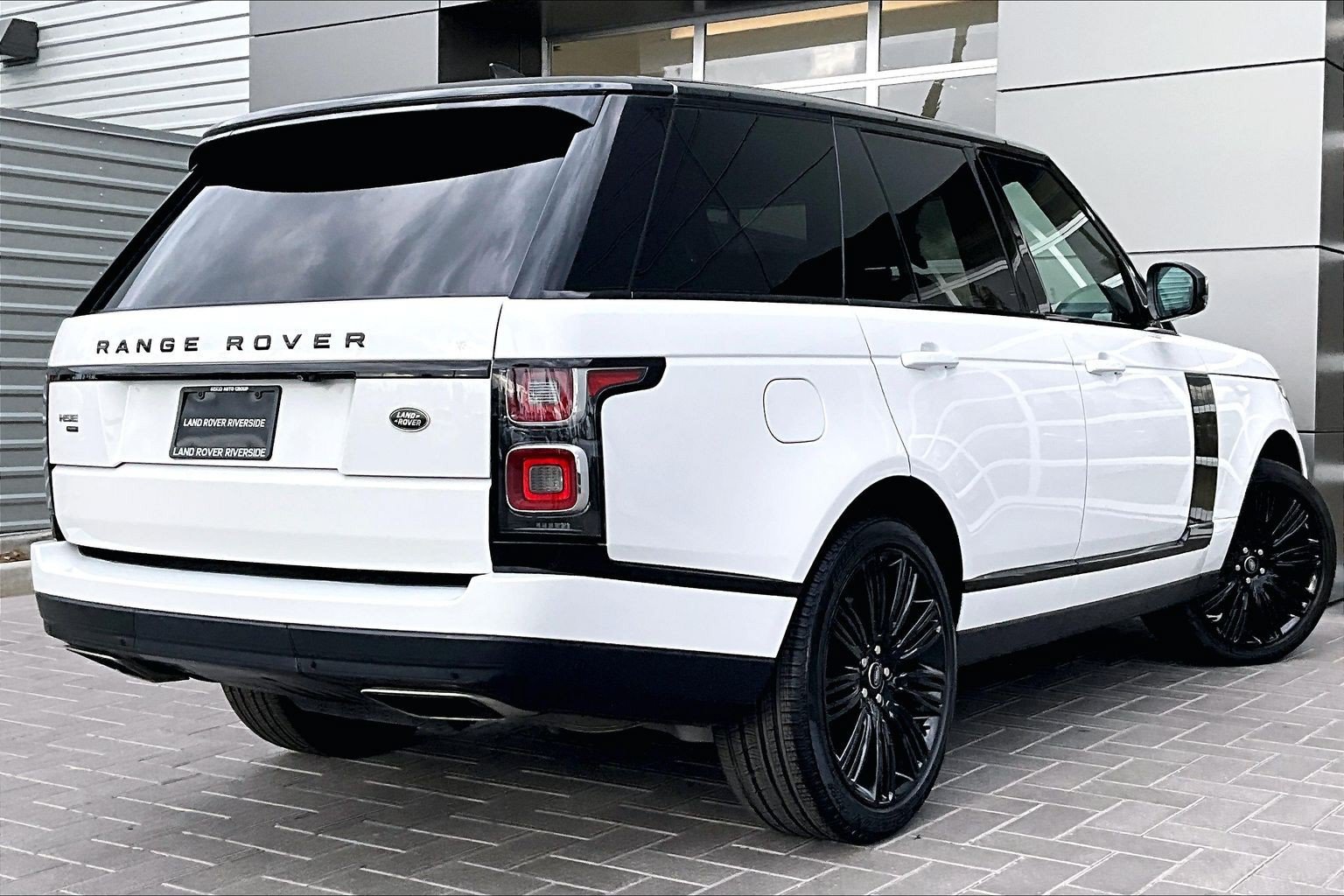 Certified 2022 Land Rover Range Rover P525 Westminster Edition AWD/4WD image 13
