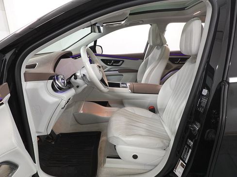 Used 2023 Mercedes-Benz EQS 580 4MATIC SUV image 27