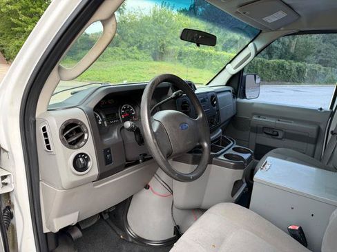 Used 2013 Ford E-250 and Econoline 250 w/ PWR Group RWD image 25