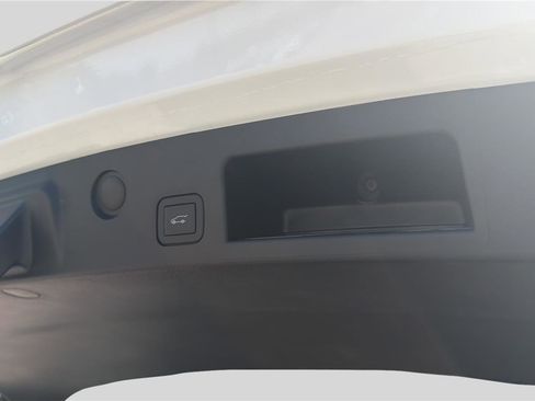 New 2026 GMC Terrain Denali AWD/4WD image 18