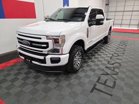 Used 2022 Ford F250 Lariat w/ Lariat Ultimate Package image 4