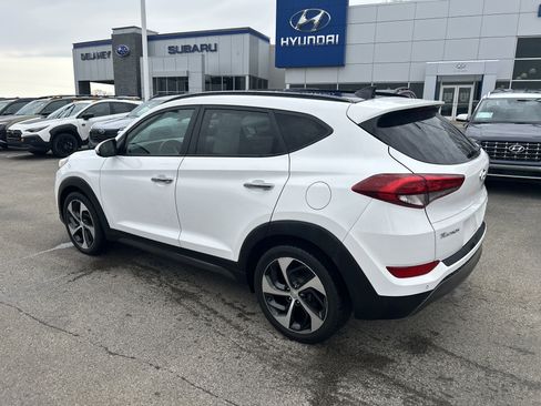 Used 2016 Hyundai Tucson Limited w/ Option Group 03 image 19