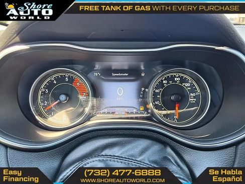 Used 2021 Jeep Cherokee Limited AWD/4WD image 13
