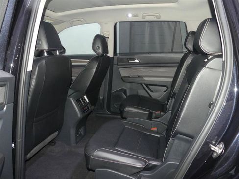 Used 2022 Volkswagen Atlas SEL AWD/4WD image 28